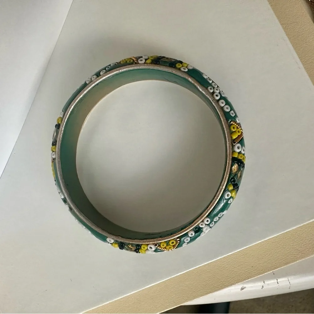 Vintage India Wooden Green Bracelet Bangle w Gold & Beaded Trim - Picture 4 of 7
